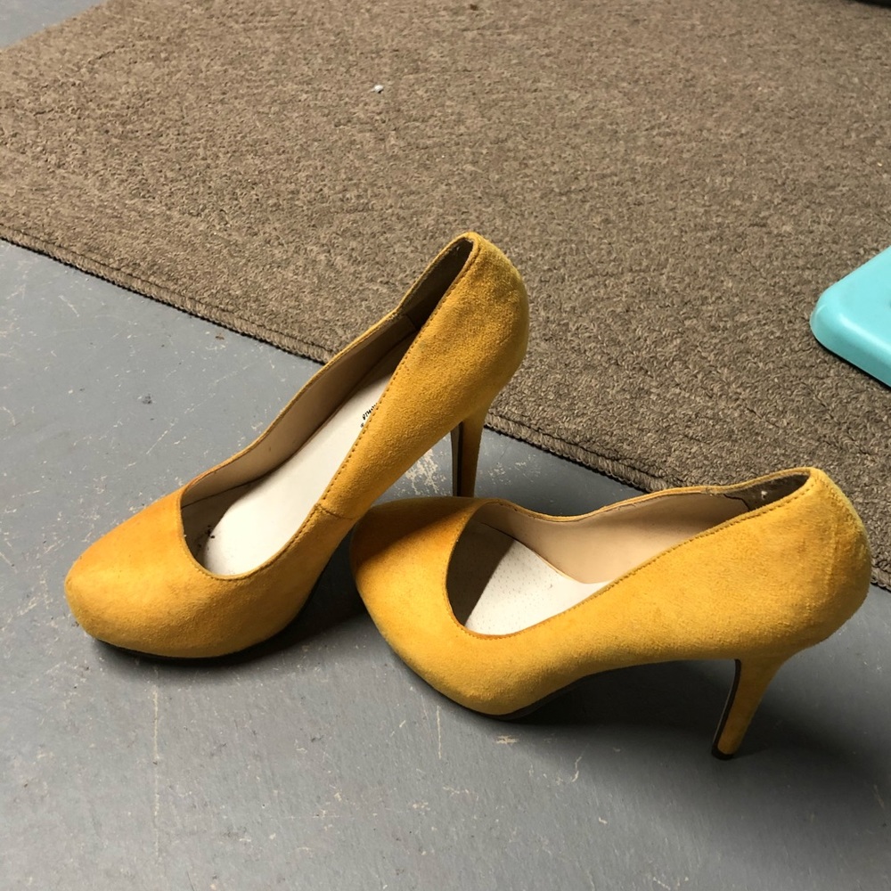 Yellow Suede Pumps